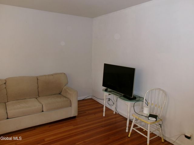 106 Vley Road, Scotia, NY 12302