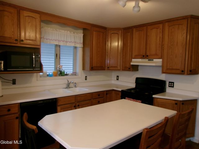 106 Vley Road, Scotia, NY 12302