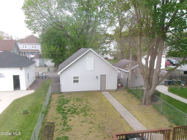 106 Vley Road, Scotia, NY 12302