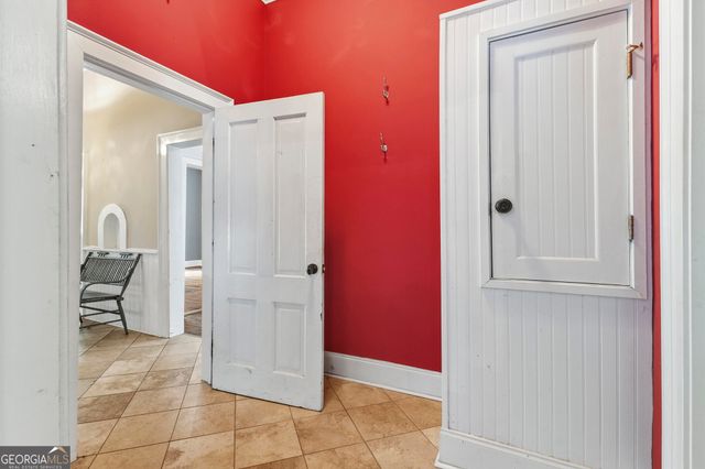 1469 Chestnut Street, Macon, GA 31201
