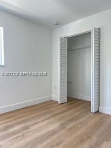 1613 NW 16th Avenue 203, Miami, FL 33125