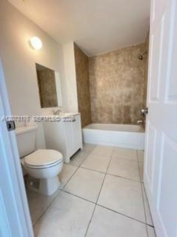 1613 NW 16th Avenue 203, Miami, FL 33125