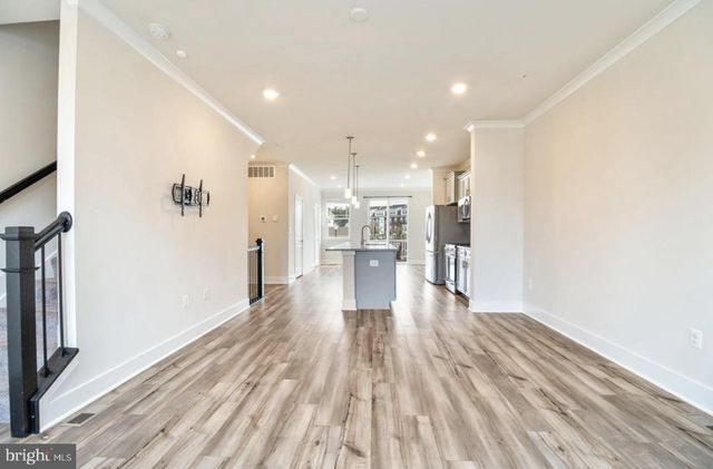 11687 EMILY DICKINSON PL, White Plains, MD 20695