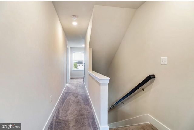 11687 EMILY DICKINSON PL, White Plains, MD 20695