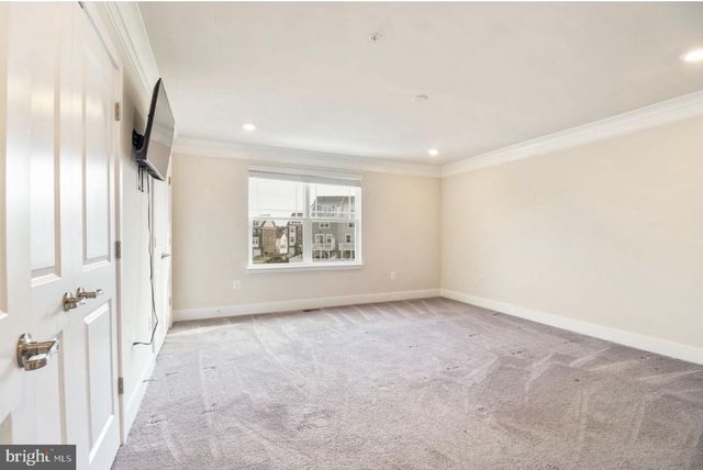 11687 EMILY DICKINSON PL, White Plains, MD 20695