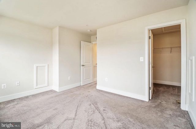 11687 EMILY DICKINSON PL, White Plains, MD 20695