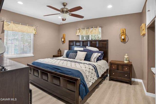 8330 Stansbury Avenue, Panorama City, CA 91402