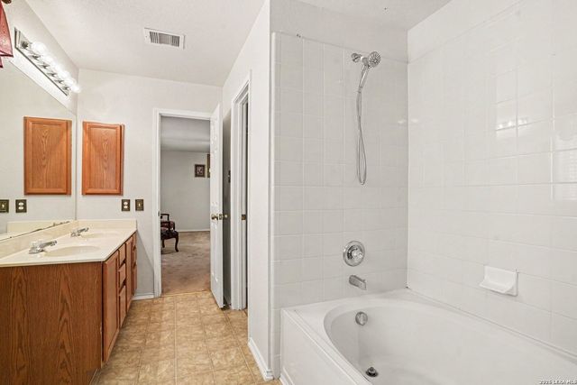 7706 Cedar Farm, San Antonio, TX 78239