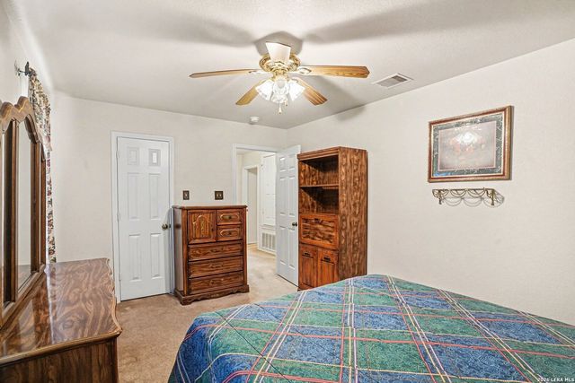 7706 Cedar Farm, San Antonio, TX 78239