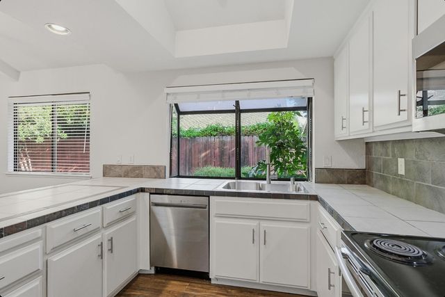 1175 Rose Tree Way, Sacramento, CA 95831