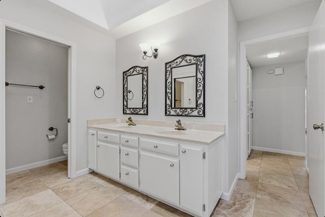 1175 Rose Tree Way, Sacramento, CA 95831