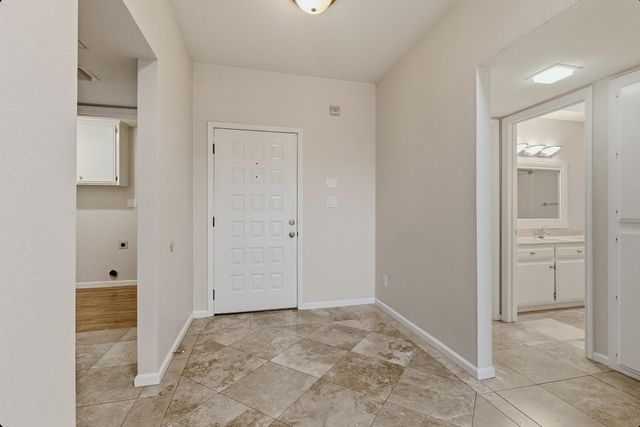 1175 Rose Tree Way, Sacramento, CA 95831