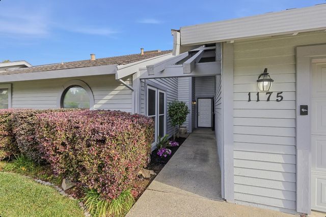 1175 Rose Tree Way, Sacramento, CA 95831