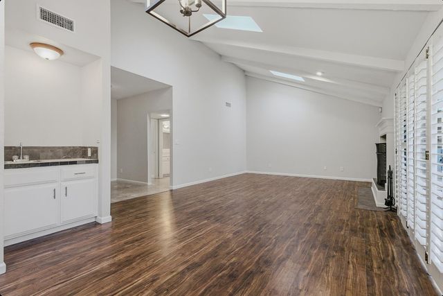 1175 Rose Tree Way, Sacramento, CA 95831