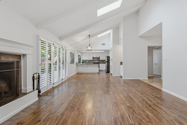 1175 Rose Tree Way, Sacramento, CA 95831