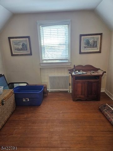 305 E 40Th St, Paterson City, NJ 07504