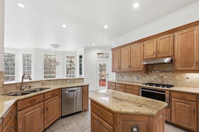 504 Timber Lake Drive, Southlake, TX 76092