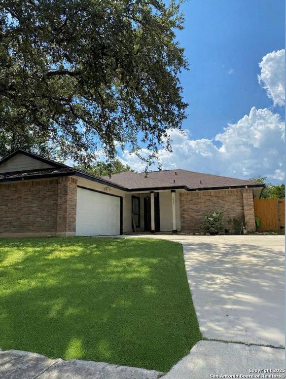 6435 VILLAGE PARK, San Antonio, TX 78250