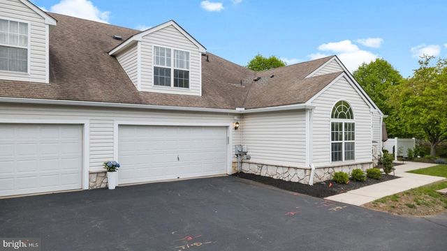121 TRADITIONS WAY, Lawrenceville, NJ 08648