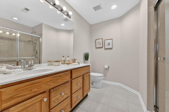 121 TRADITIONS WAY, Lawrenceville, NJ 08648