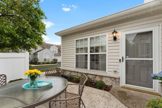 121 TRADITIONS WAY, Lawrenceville, NJ 08648