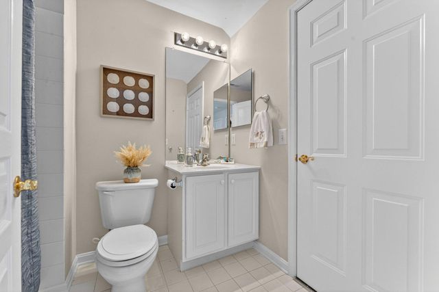 121 TRADITIONS WAY, Lawrenceville, NJ 08648