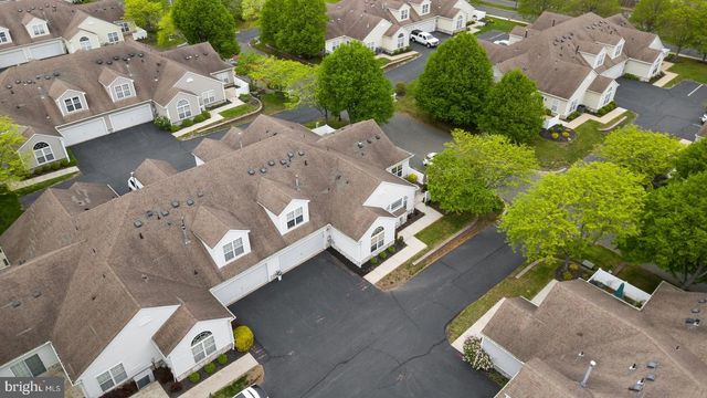 121 TRADITIONS WAY, Lawrenceville, NJ 08648