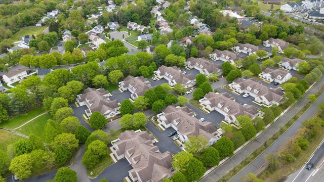 121 TRADITIONS WAY, Lawrenceville, NJ 08648