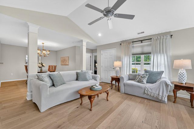 121 TRADITIONS WAY, Lawrenceville, NJ 08648