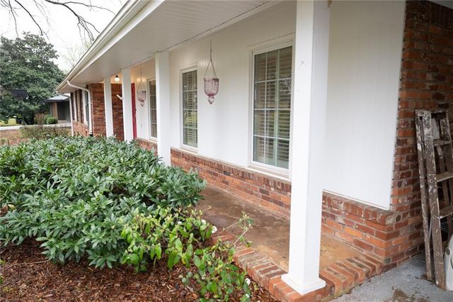 763 Kiowa Drive NE, Marietta, GA 30060