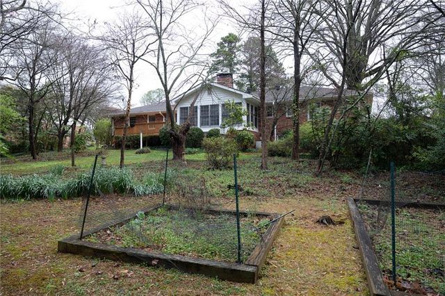 763 Kiowa Drive NE, Marietta, GA 30060