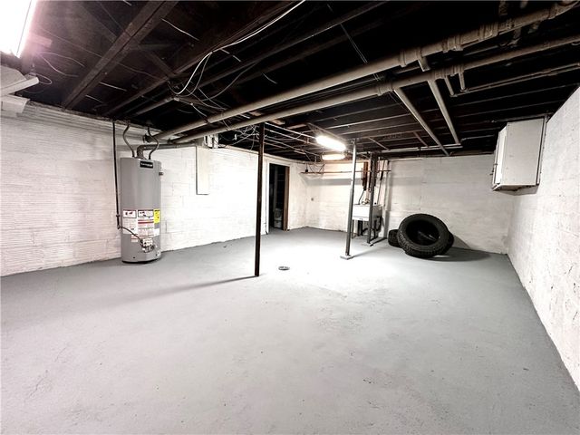 158 Clarendon Ave, South Union Twp, PA 15401