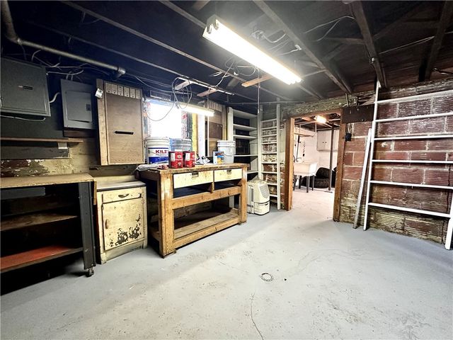 158 Clarendon Ave, South Union Twp, PA 15401