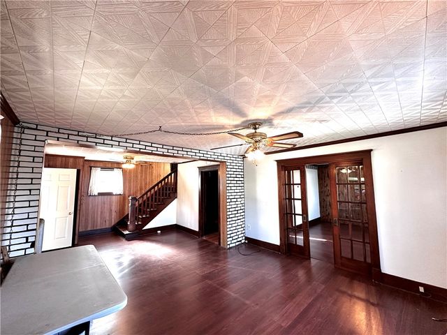 158 Clarendon Ave, South Union Twp, PA 15401