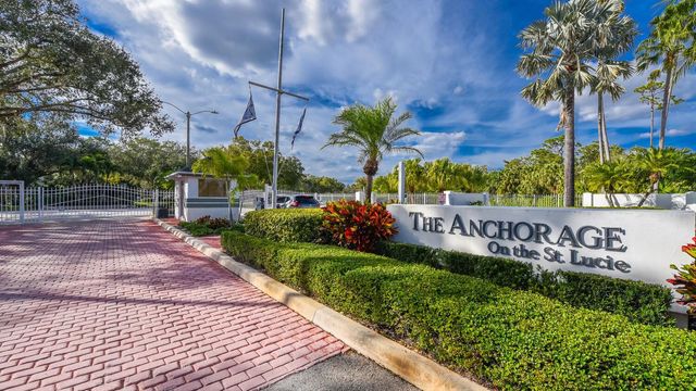 2512 SE Anchorange A-1, Port St Lucie, FL 34952