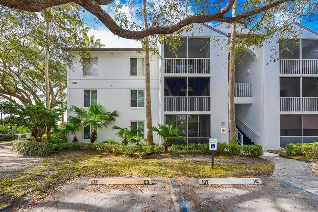 2512 SE Anchorange A-1, Port St Lucie, FL 34952