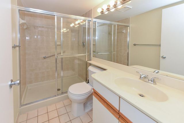 2512 SE Anchorange A-1, Port St Lucie, FL 34952