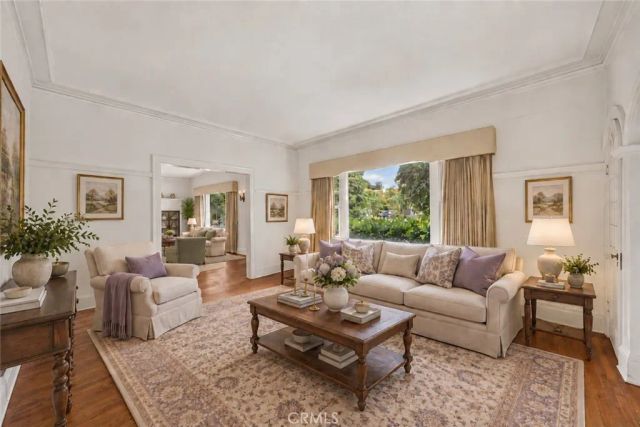 698 Arden, Pasadena, CA 91106