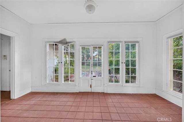 698 Arden, Pasadena, CA 91106