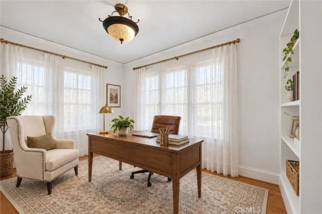 698 Arden, Pasadena, CA 91106