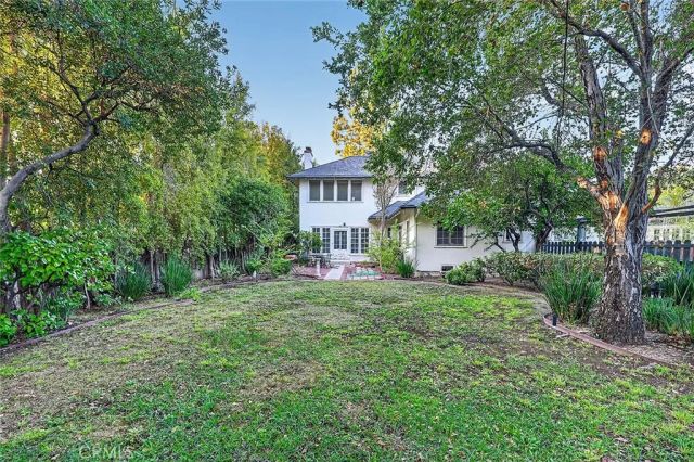 698 Arden, Pasadena, CA 91106