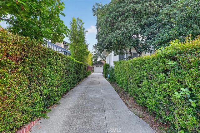 698 Arden, Pasadena, CA 91106