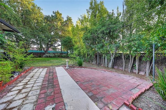 698 Arden, Pasadena, CA 91106