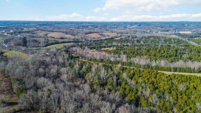 704 Cardwell Road, Harrodsburg, KY 40330