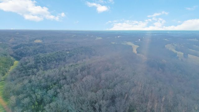 704 Cardwell Road, Harrodsburg, KY 40330
