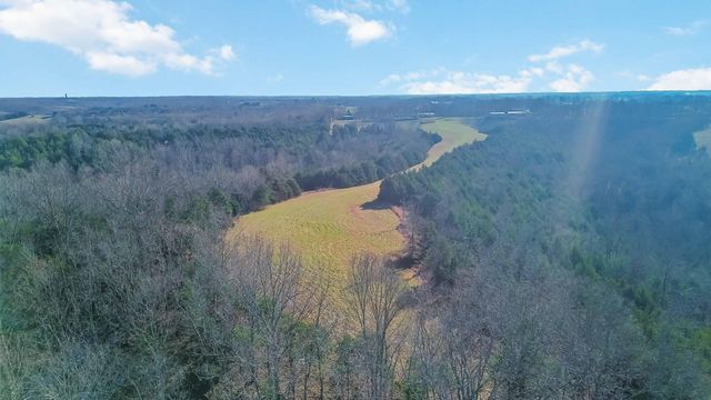 704 Cardwell Road, Harrodsburg, KY 40330