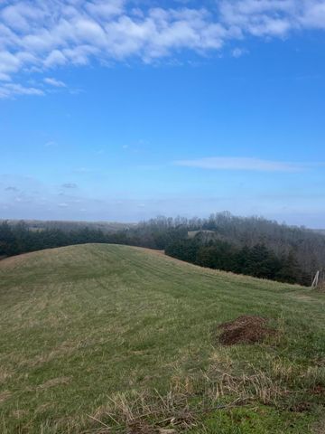 704 Cardwell Road, Harrodsburg, KY 40330
