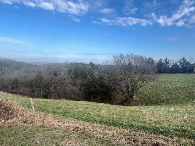 704 Cardwell Road, Harrodsburg, KY 40330