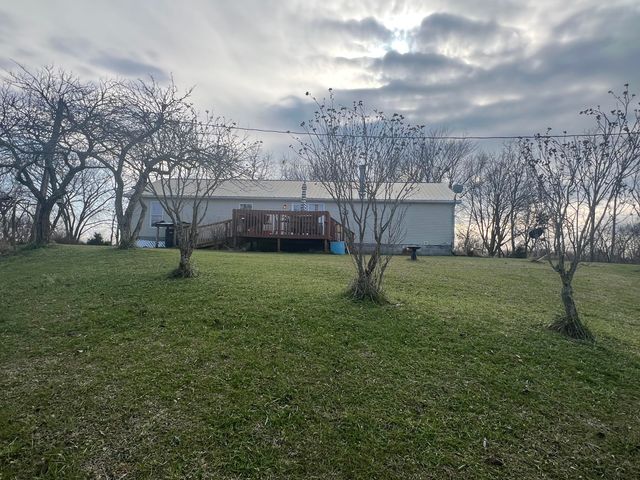 704 Cardwell Road, Harrodsburg, KY 40330