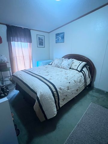 704 Cardwell Road, Harrodsburg, KY 40330